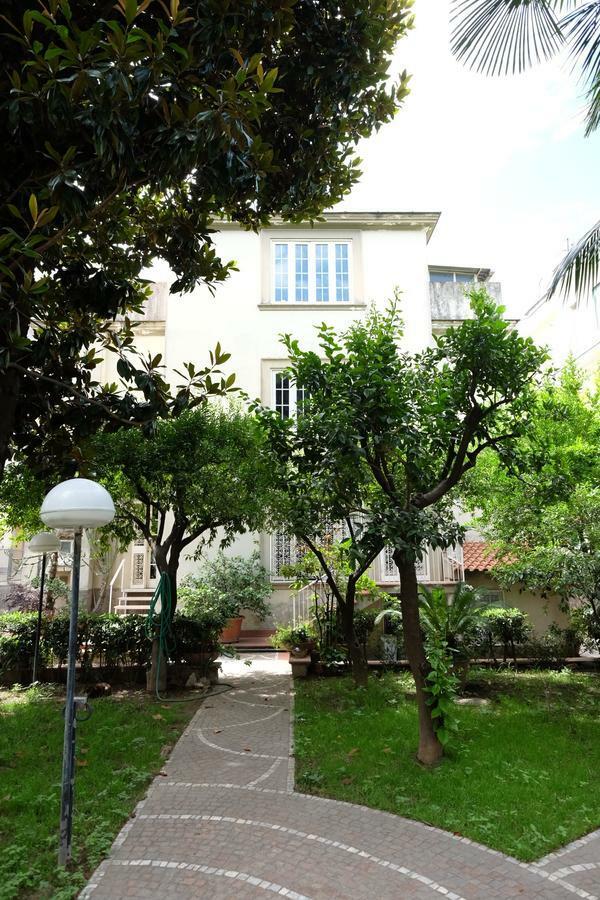 Pompei Rooms And Apartment Exterior photo